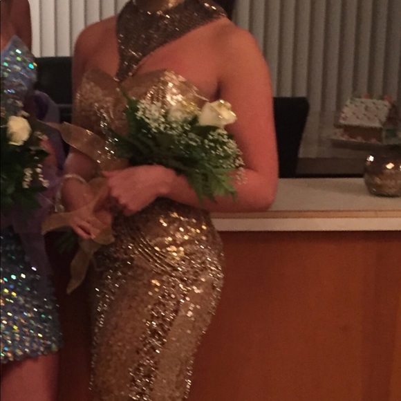 Dress - Picture 5 of 5